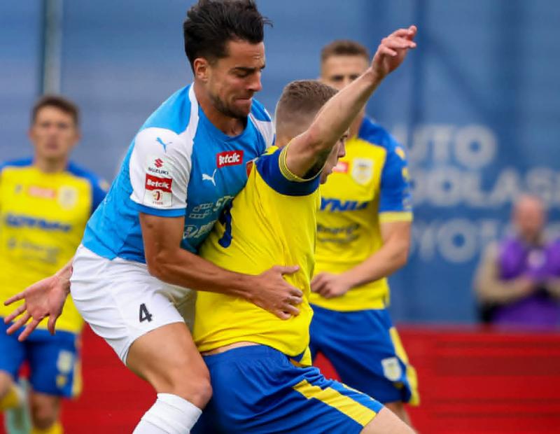Niewykorzystane okazje lubią się mścić - Pogoń 2:1 Arka
